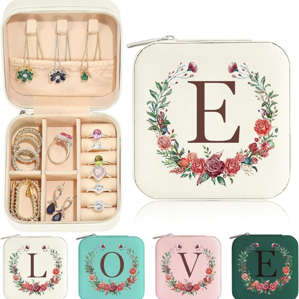 NWT Travel Jewelry Case White Floral Letter E Bridal Valentine’s Day Birthday